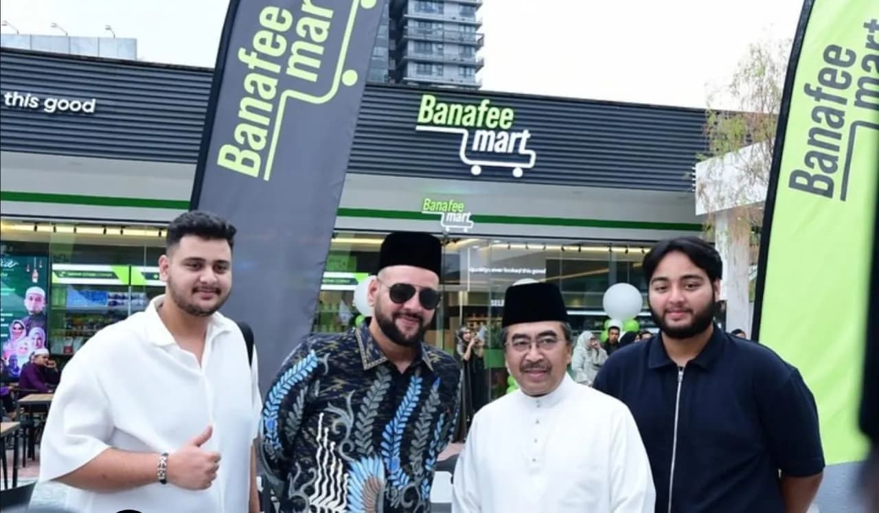 Grand opening · Banafee Mart